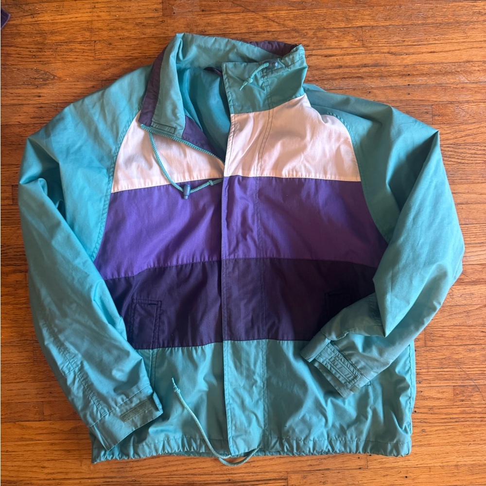 VINTAGE WINDBREAKER